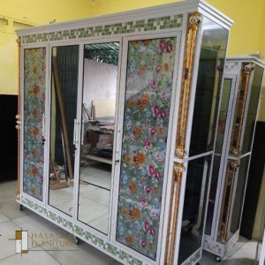Lemari Aluminium kaca Motif Bunga Hasanah Furniture